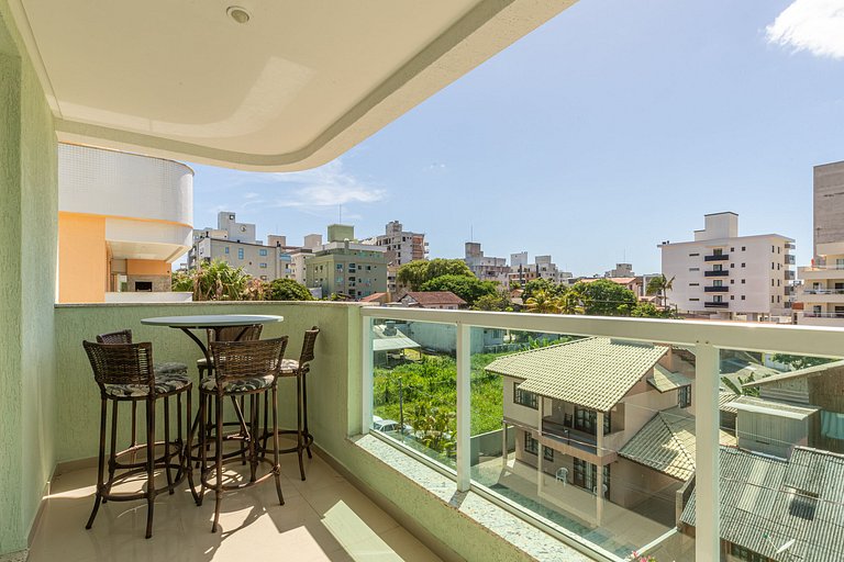 C301 - Churrasqueira, Piscina e Academia em Bombas