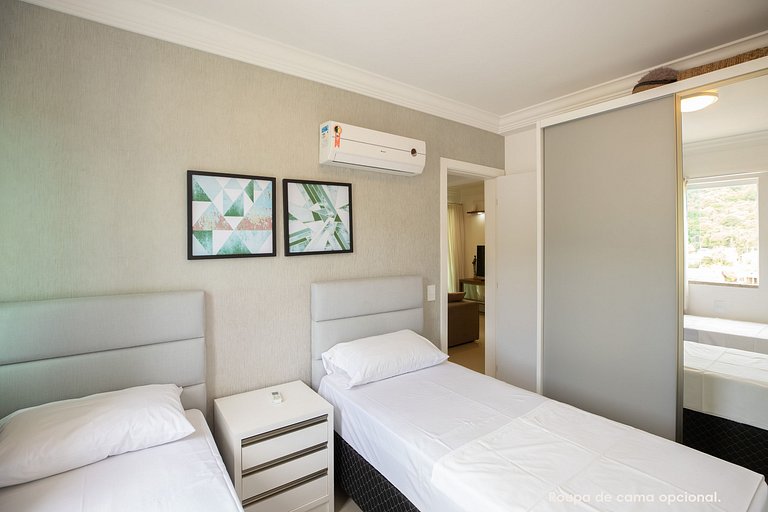 C305 - Barbecue, Pool, and Game Room