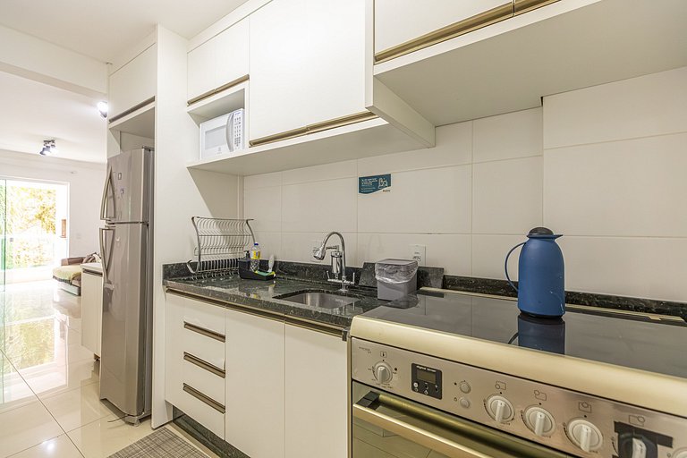 D101 - Apartment with Gym, Pool, and Barbecue