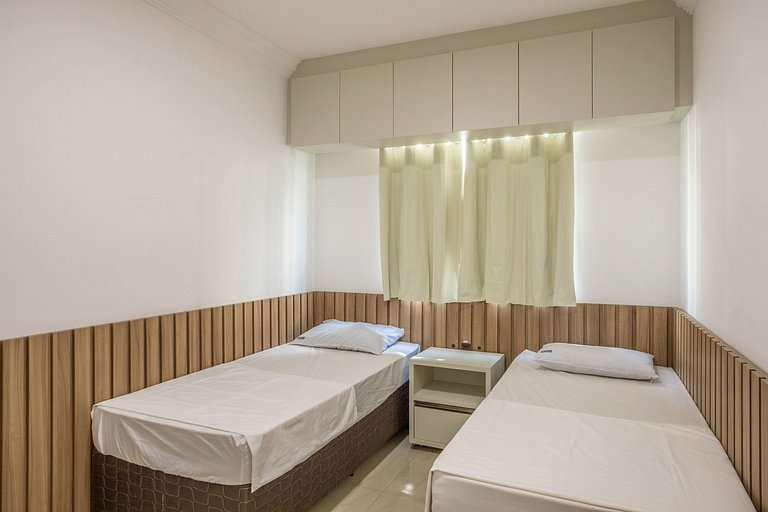 D204 - Apartamento com Piscina e Churrasqueira