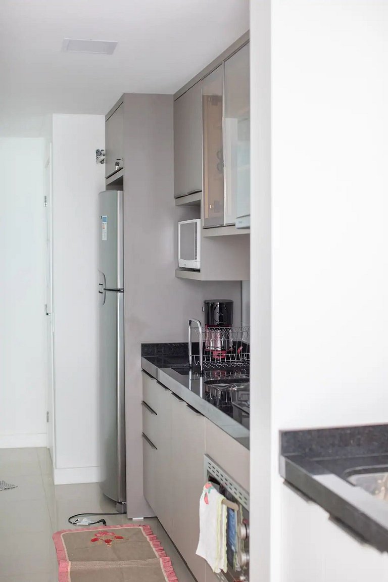 D206 - Apartamento com Academia e Churrasqueira