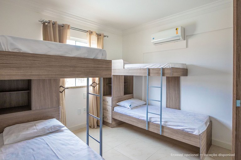 E102 - Barbecue, Pool, and Game Room