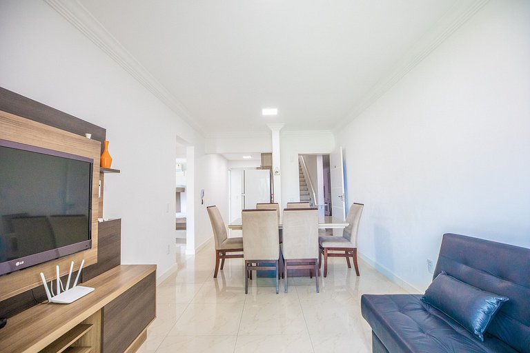 E102 - Parrilla, Piscina y Sala de Juegos