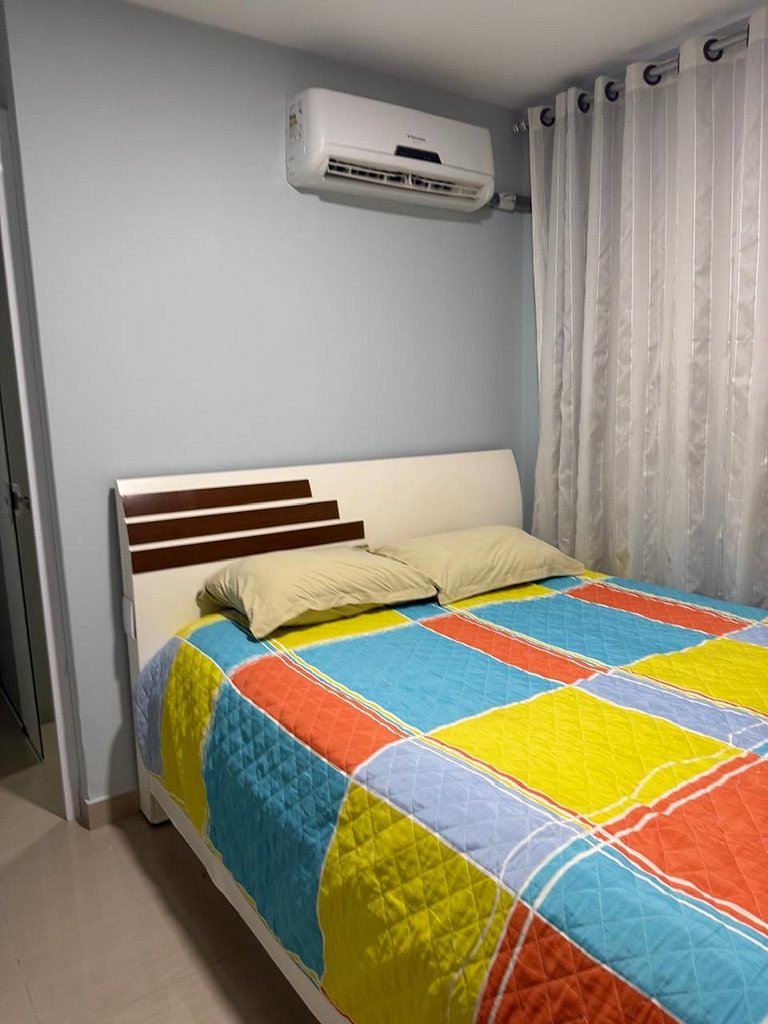 5 quartos + piscina | Zimbros (11p)