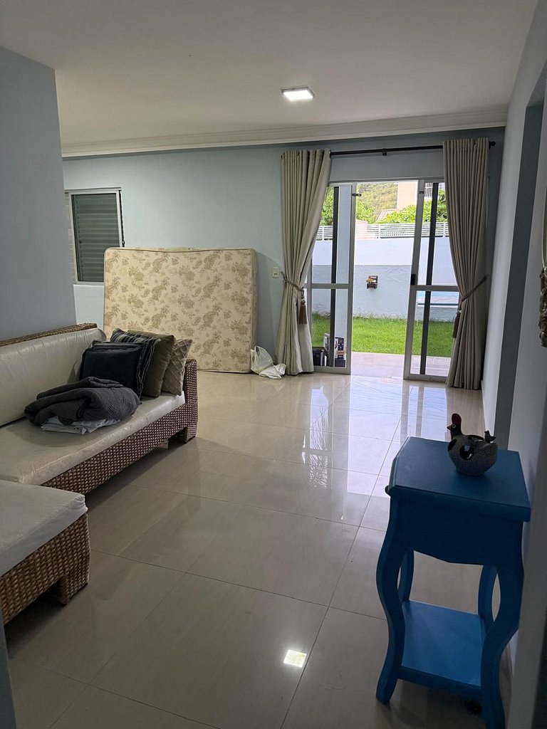 5 quartos + piscina | Zimbros (11p)