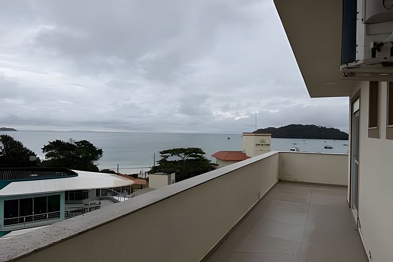 Cobertura vista mar ao lado da Lagoinha. 302