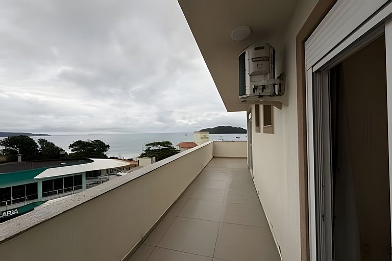 Cobertura vista mar ao lado da Lagoinha. 302